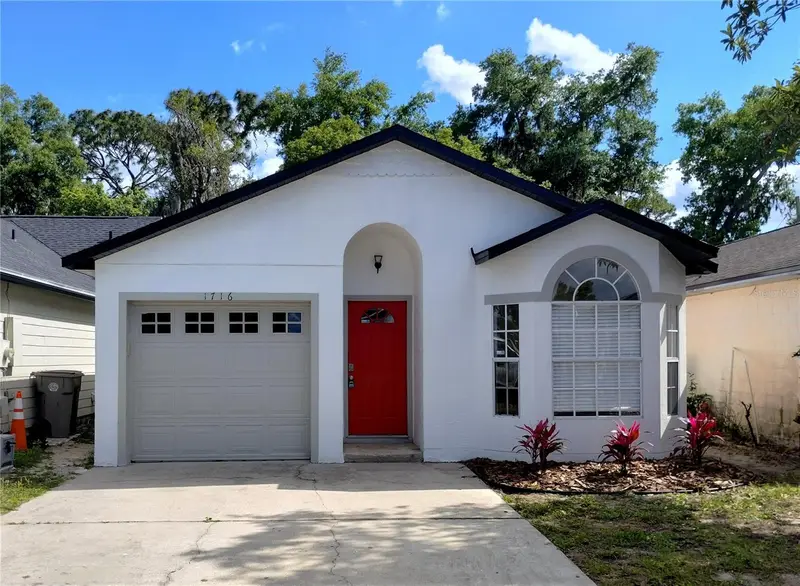 1716 Chatham Cir, FL