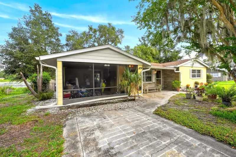 37401 Turner Dr, FL