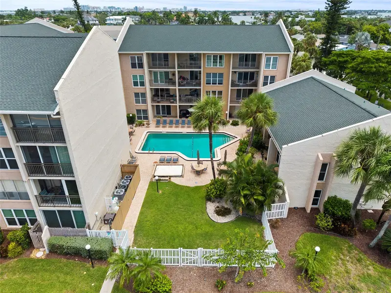 845 Benjamin Franklin Dr #101, FL