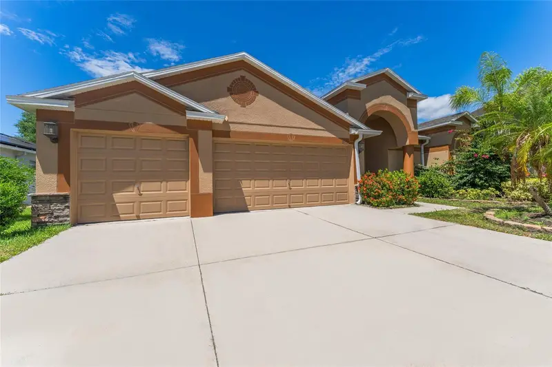 2637 Yukon Cliff Dr, FL