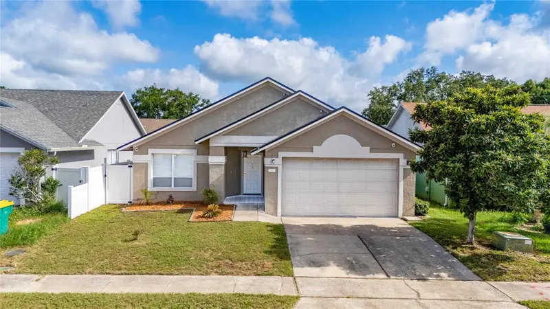 8809 Parliament Ct, FL