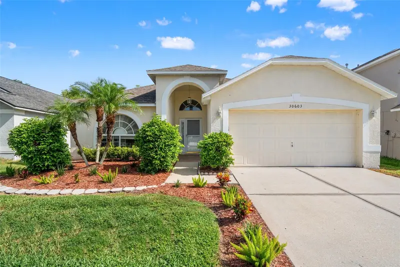 30603 Tremont Dr, FL