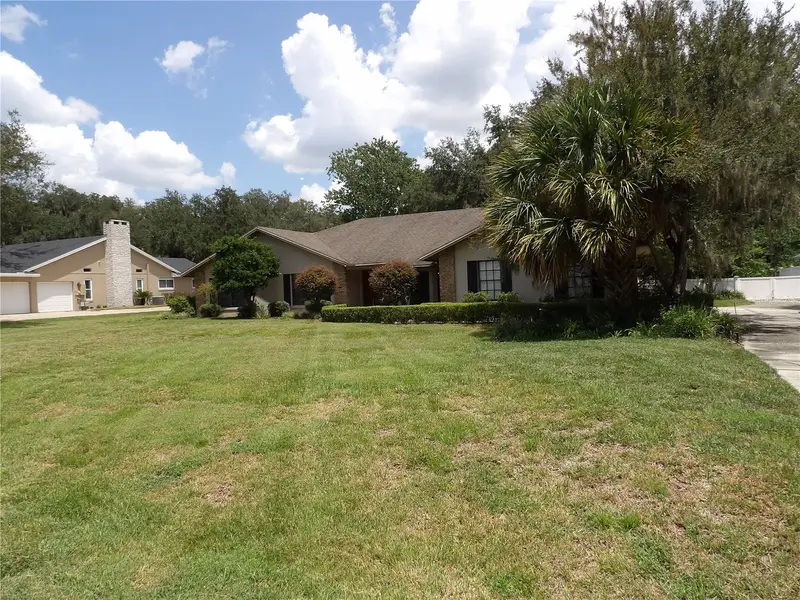 6282 Forestwood Dr E, FL