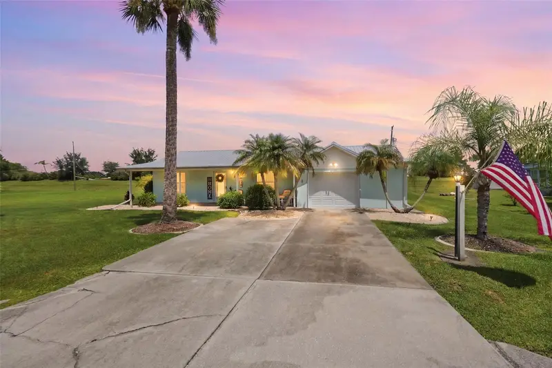 8451 Sw Sunnybreeze Rd, FL