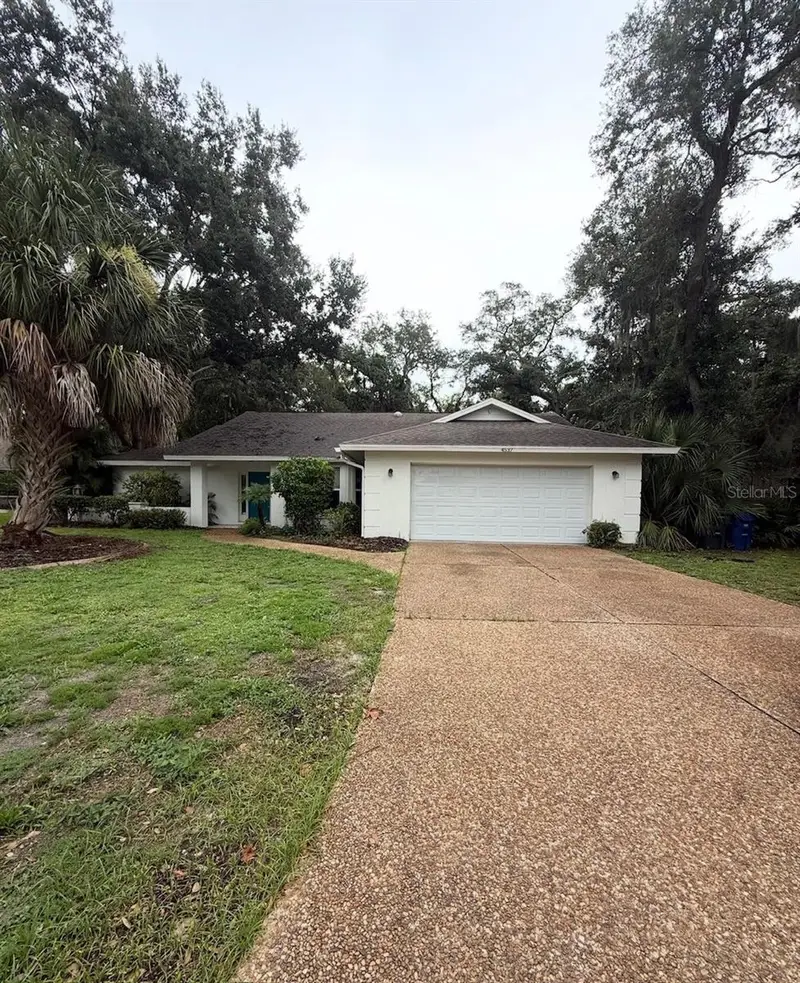 4537 Chimney Creek Dr, FL