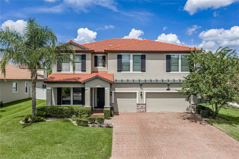 1902 Via Lago Dr, FL