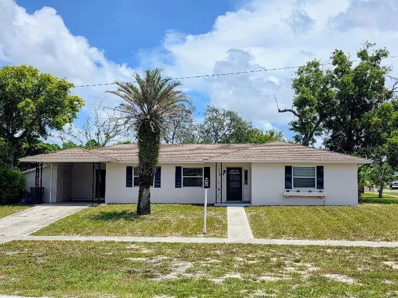 958 Cobblestone Dr, FL