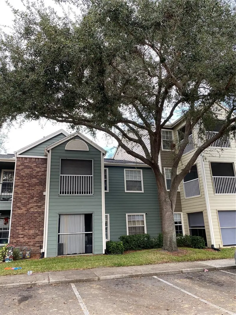 5112 Park Central Dr #616, FL