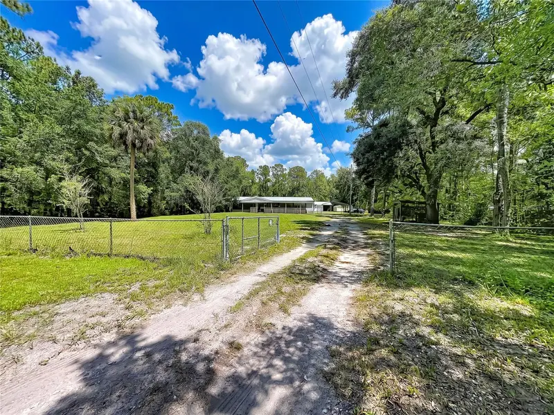 12717 Farmettes Rd, FL
