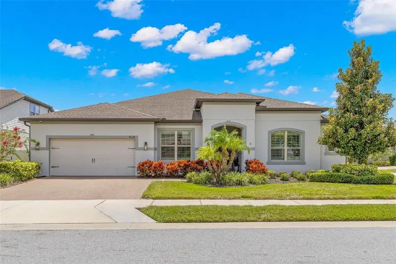 1528 Forest Glen Ct, FL