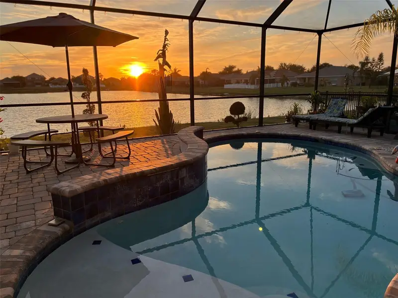 802 Fern Leaf Dr, FL