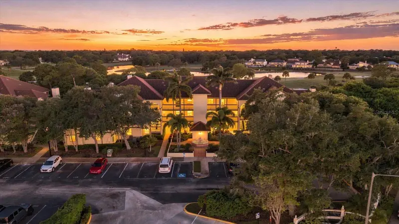 2400 Feather Sound Dr #133, FL