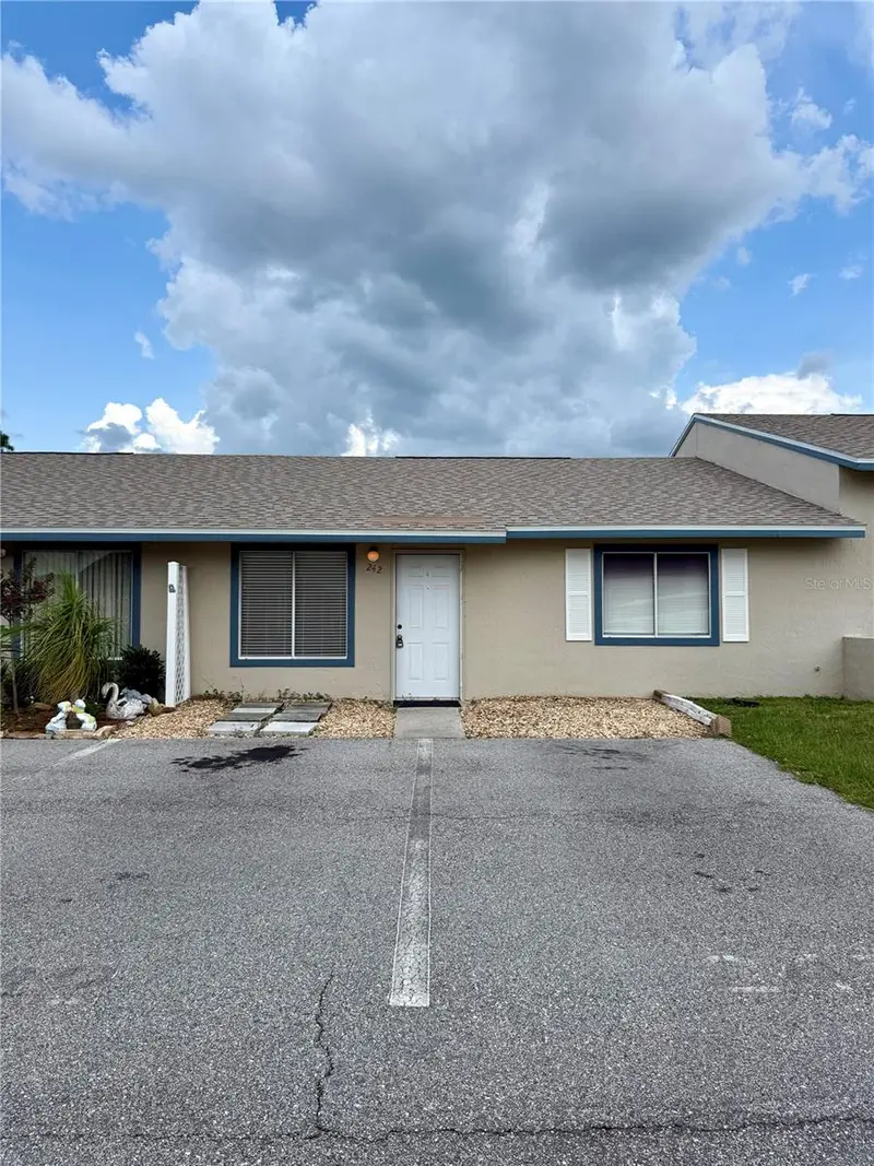 242 Winter Ridge Blvd #242, FL