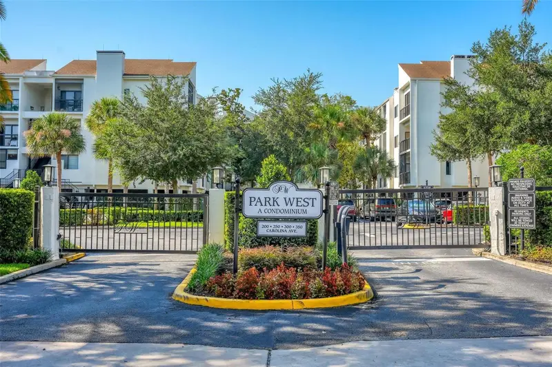 250 Carolina Ave #205, FL