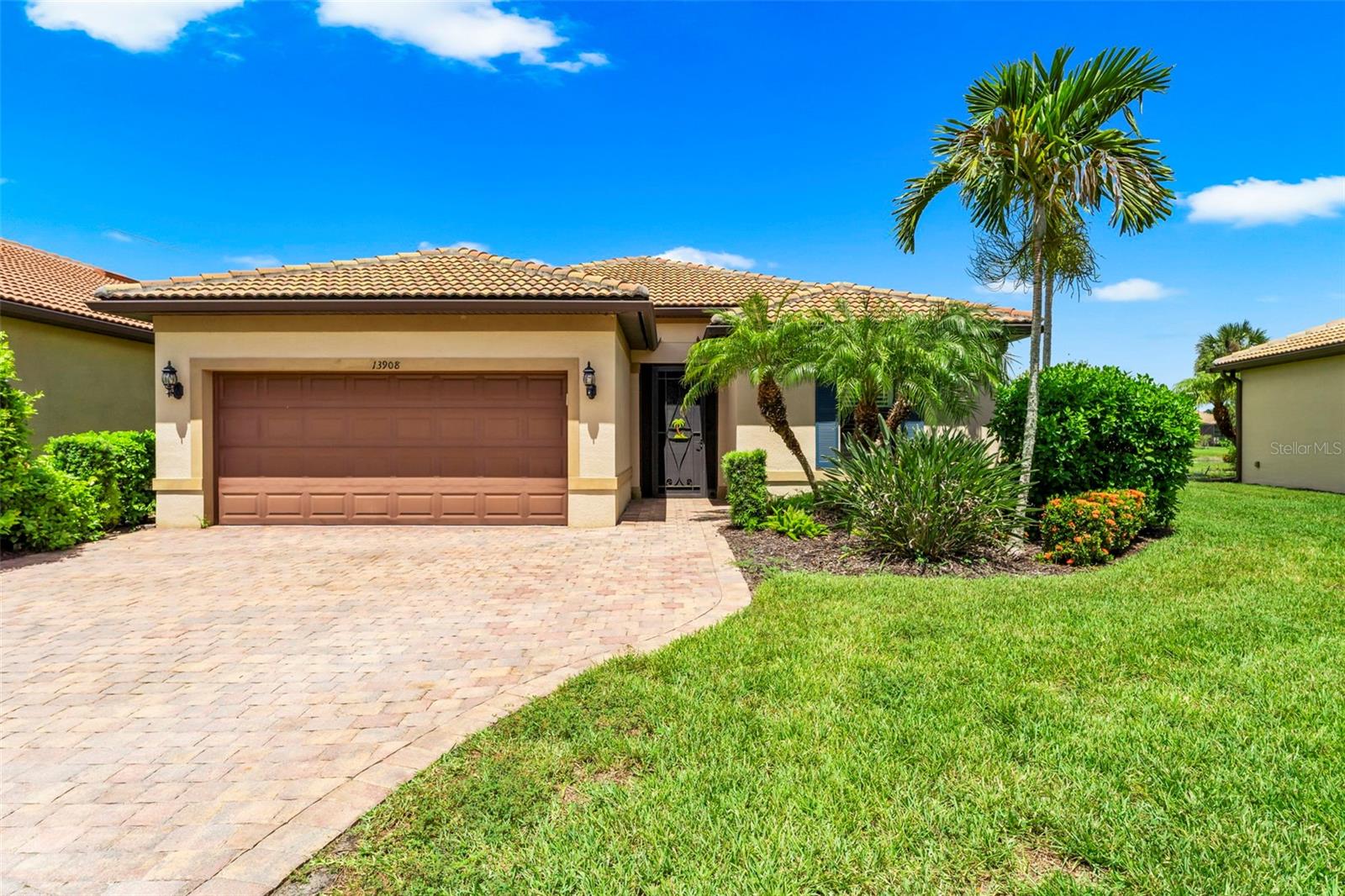 13908 Karina St, FL