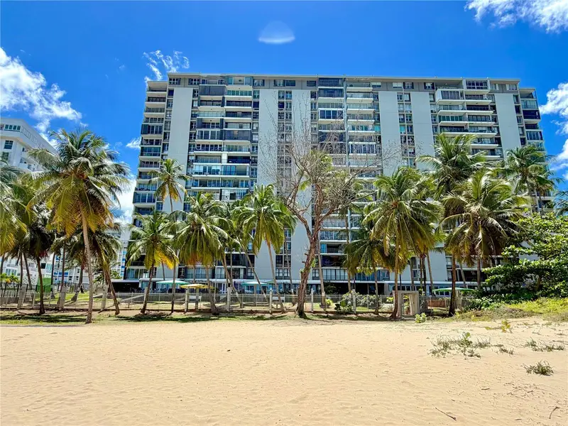 Villas Del Mar Ph Ave Isla Verde #H, PR