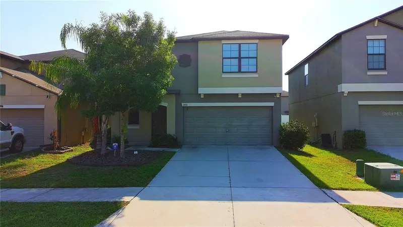 13909 Arbor Pines Dr, FL