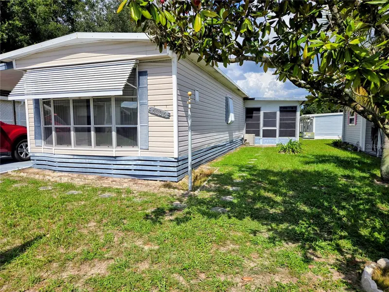 6336 Wealthy Ln, FL