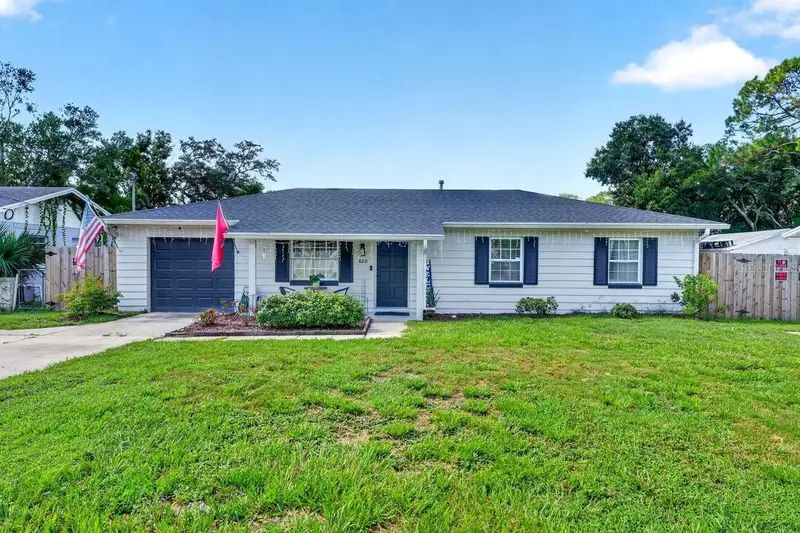 880 Seminole Ave, FL
