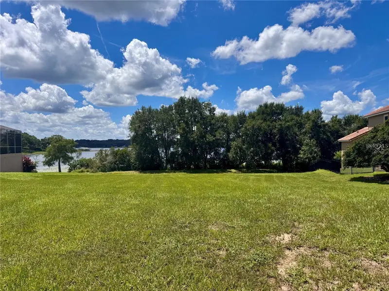 10642 Crescent Lake Ct, FL