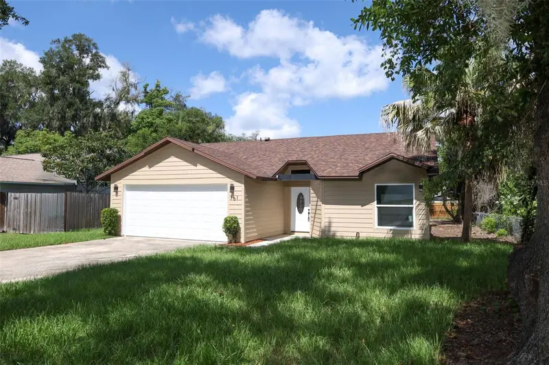 761 Robinhood Dr, FL
