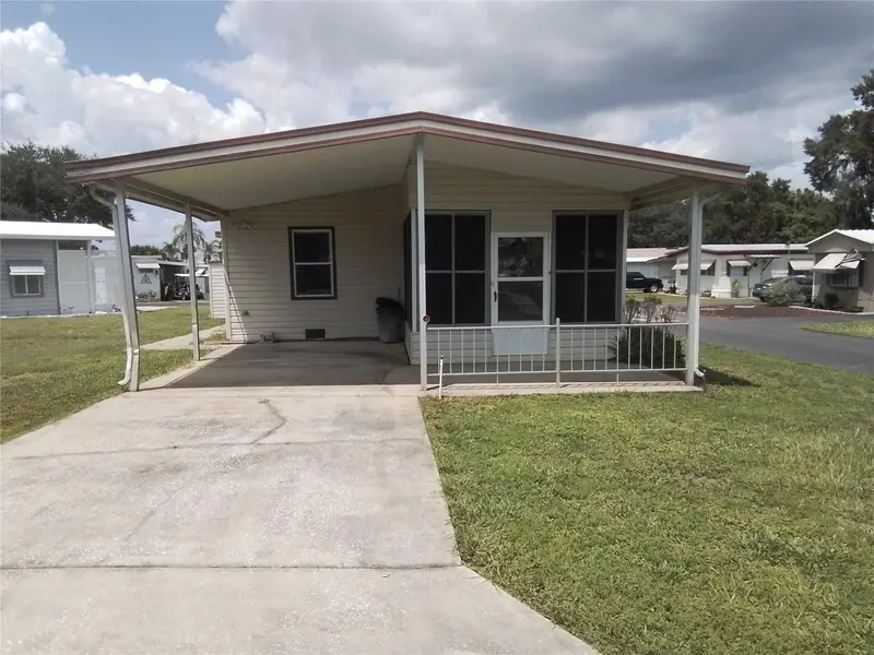 915 Mark Rd, FL
