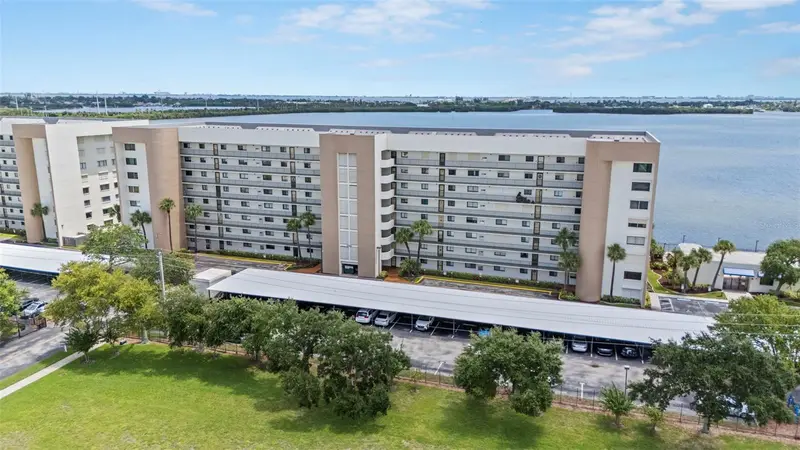 300 S Sykes Creek Pkwy #105, FL