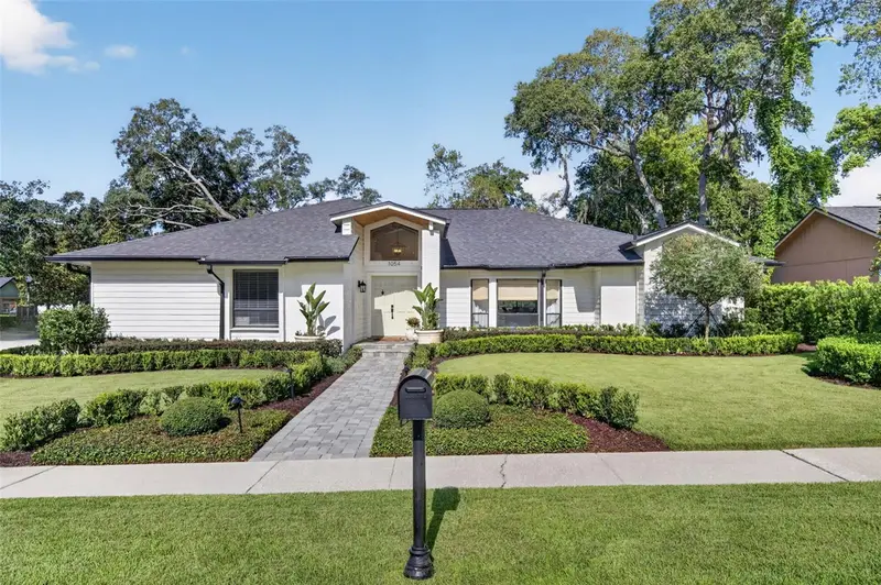 1054 Whispering Cv, FL
