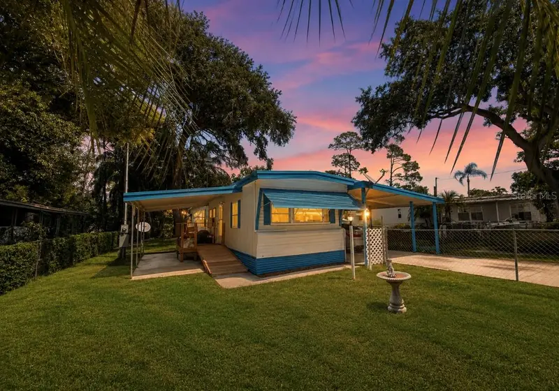 15423 Santa Fe Trl, FL