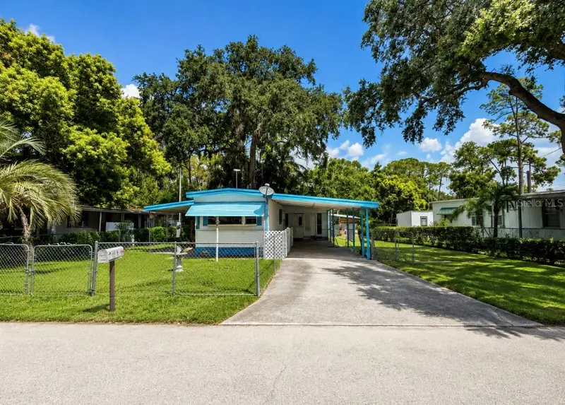 15423 Santa Fe Trl, FL