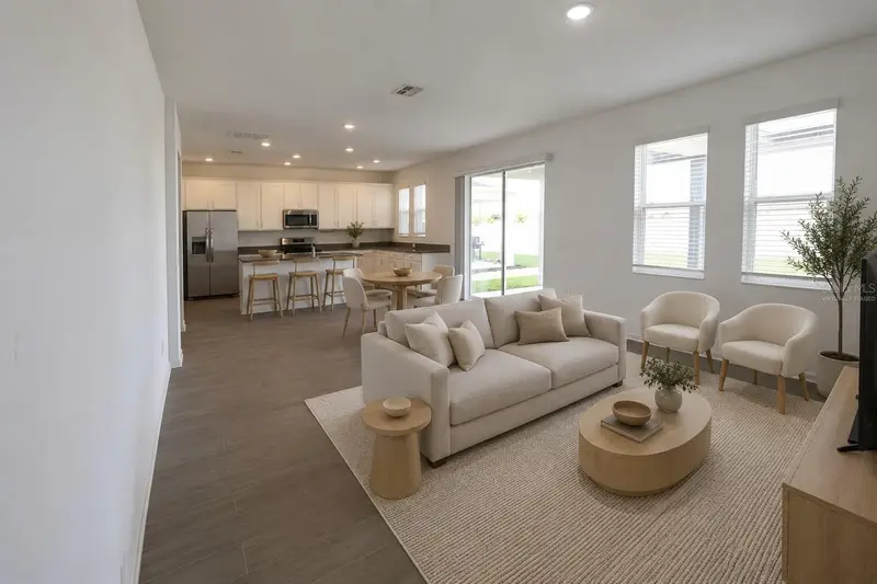 2587 Runners Cir, FL