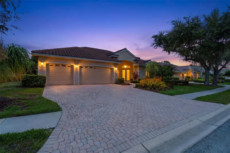 6803 Coyote Ridge Ct, FL
