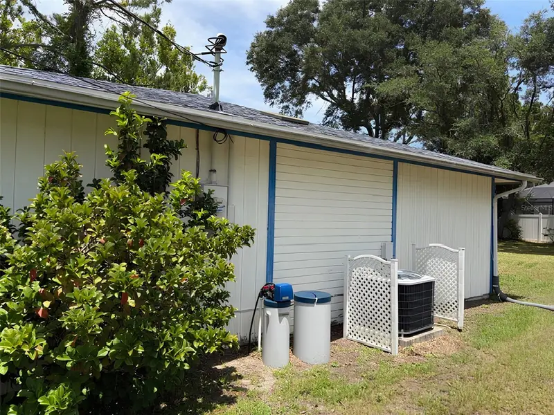 20 Woodbury Dr, FL