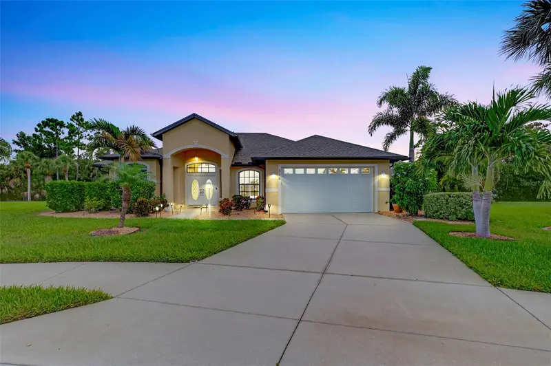 316 Toralis Pt, FL