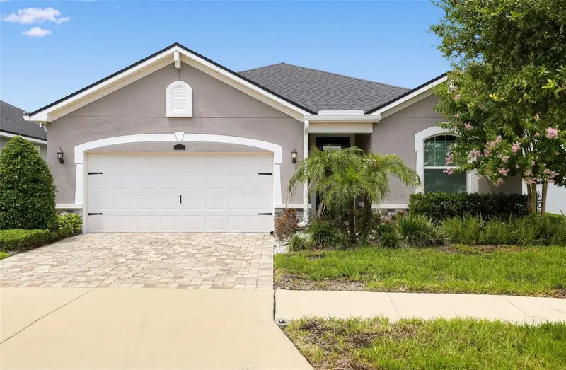13102 Satin Lily Dr, FL