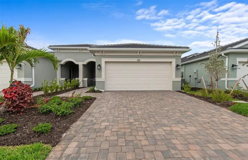 1611 Tavira Pl, FL