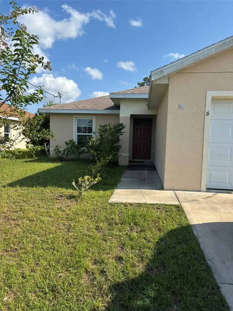 6 Wood Amber Ln #B, FL