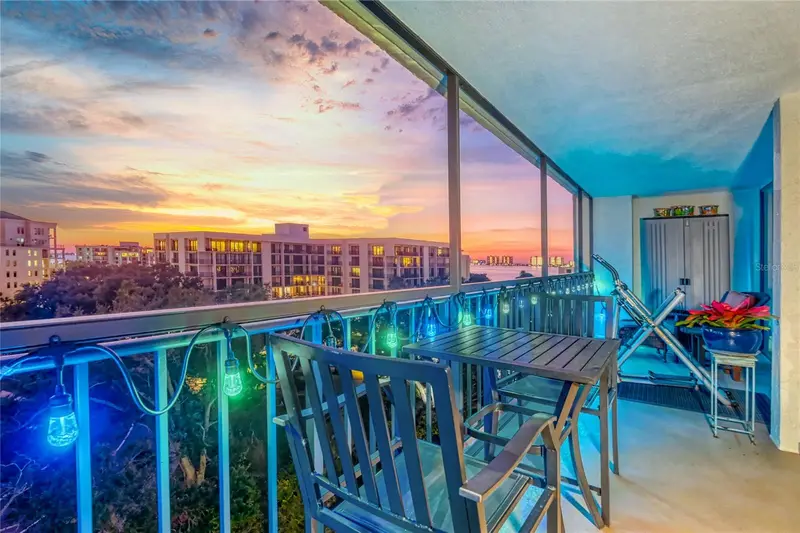220 Belleview Blvd #812, FL