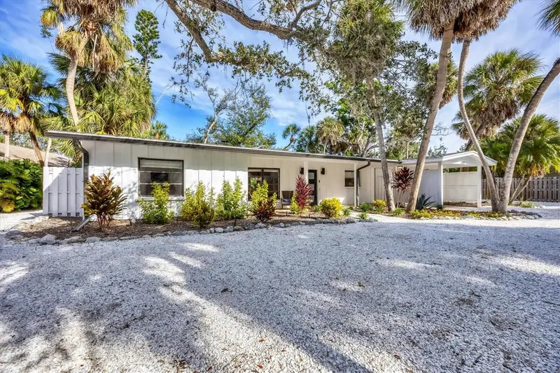 445 Reid St, FL