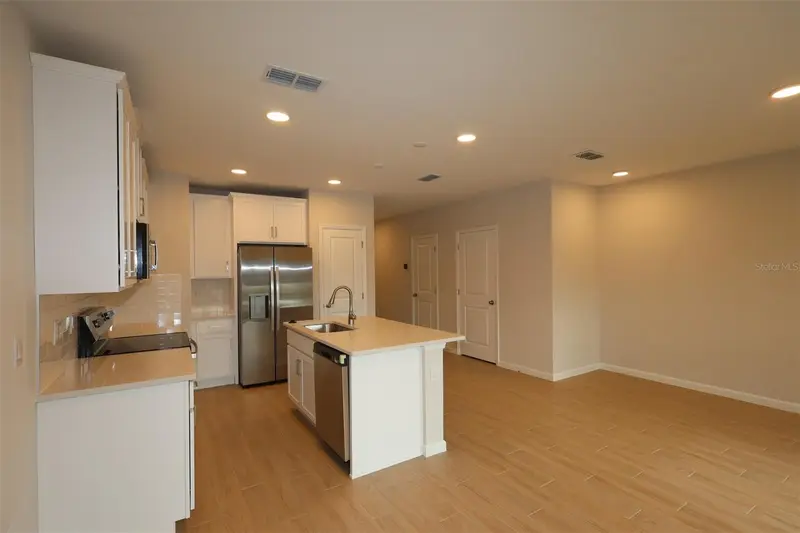 6108 Fellow Wagon Way, FL