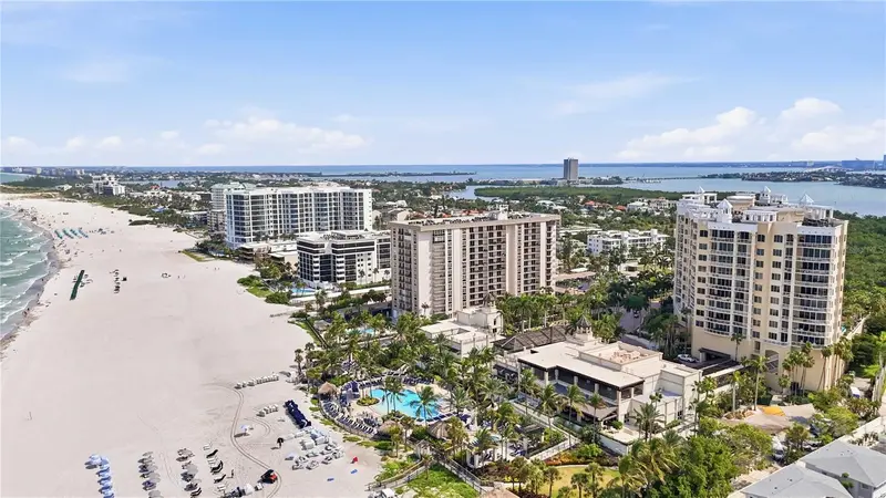 1212 Ben Franklin Dr #1205, FL
