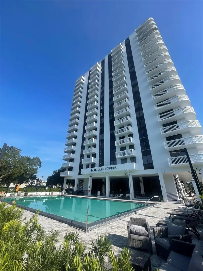 400 E Colonial Dr #402, FL