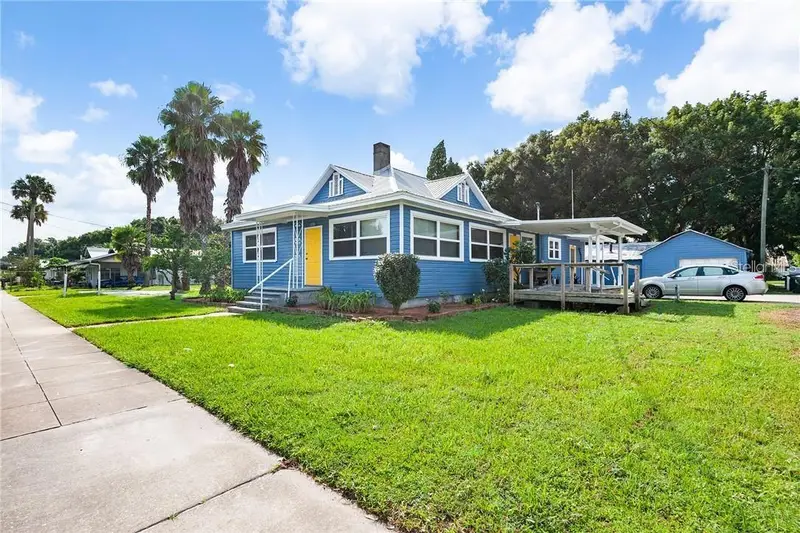 1005 E Main St, FL