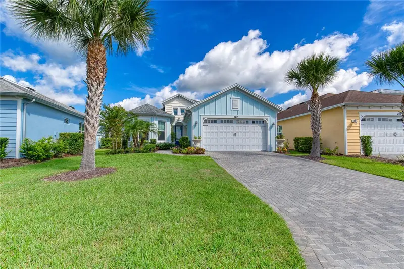 422 Coral Reef Way, FL