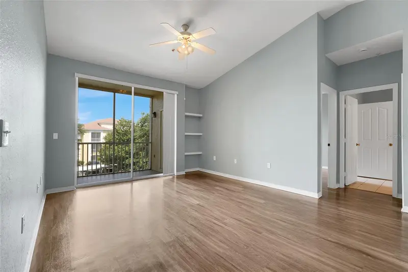 1150 Lake Shadow Cir #3305, FL