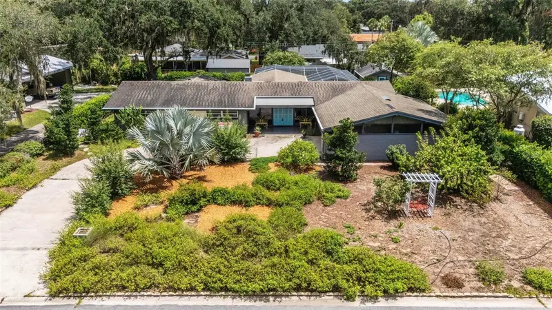 2634 Collins Ave, FL