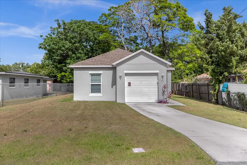 97 N Goldwyn Ave, FL