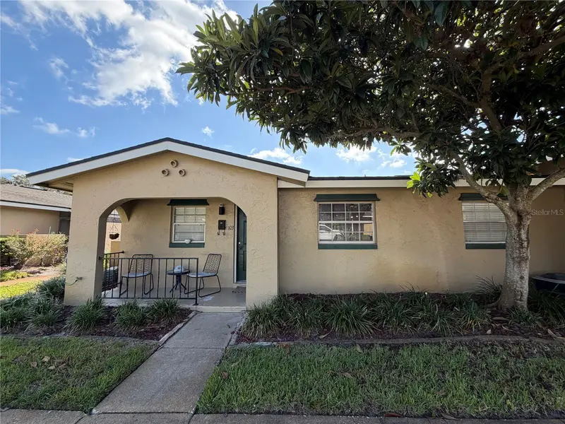 533 Cascade Cir #103, FL