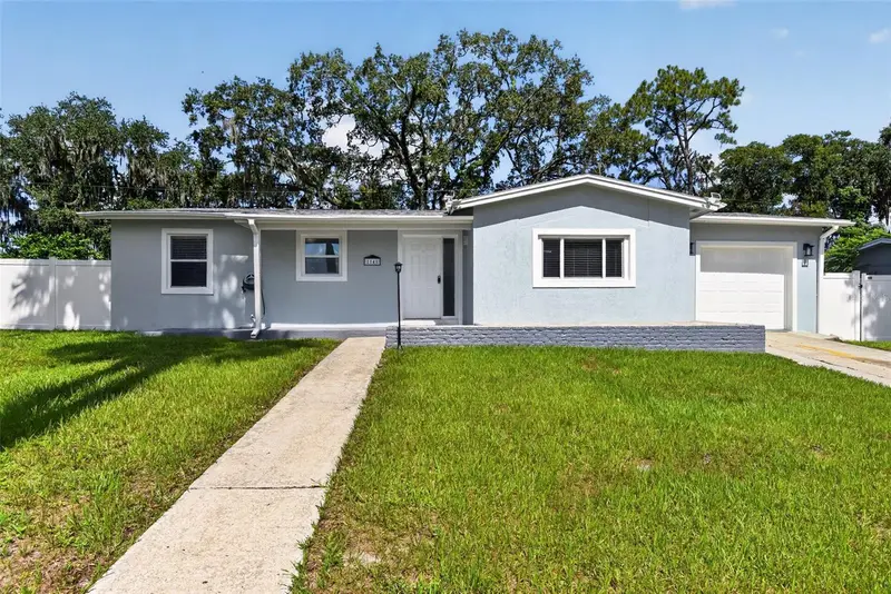 1148 Fountainhead Dr, FL