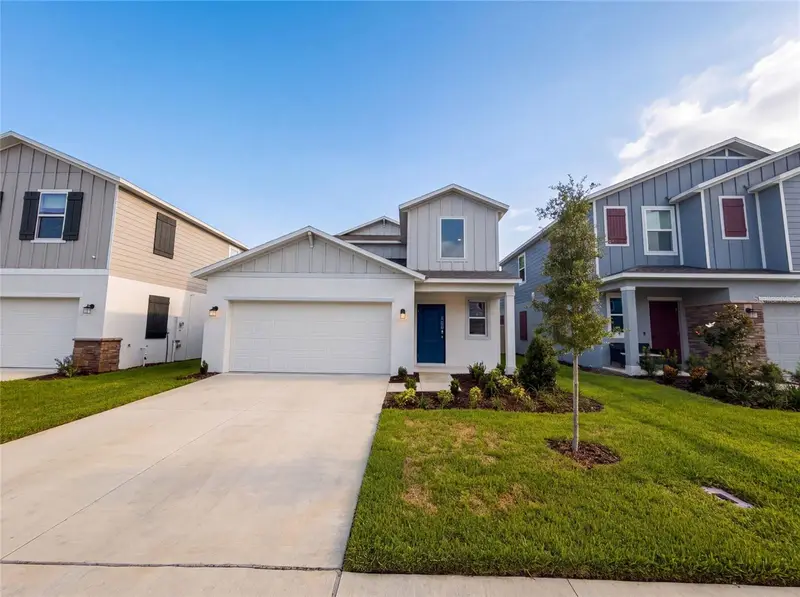 5420 Meadow Walk Dr, FL